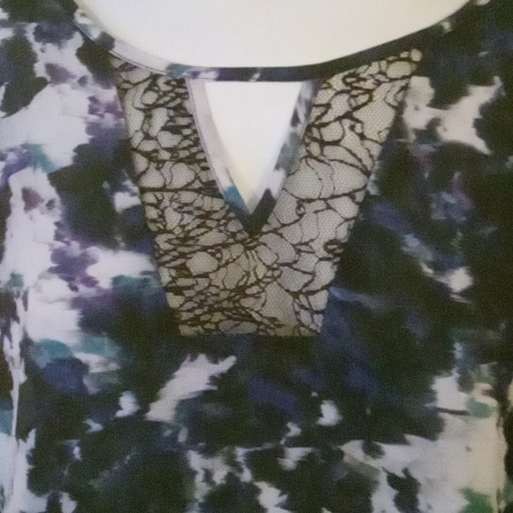 Watercolor blouse - Picture 2 of 4